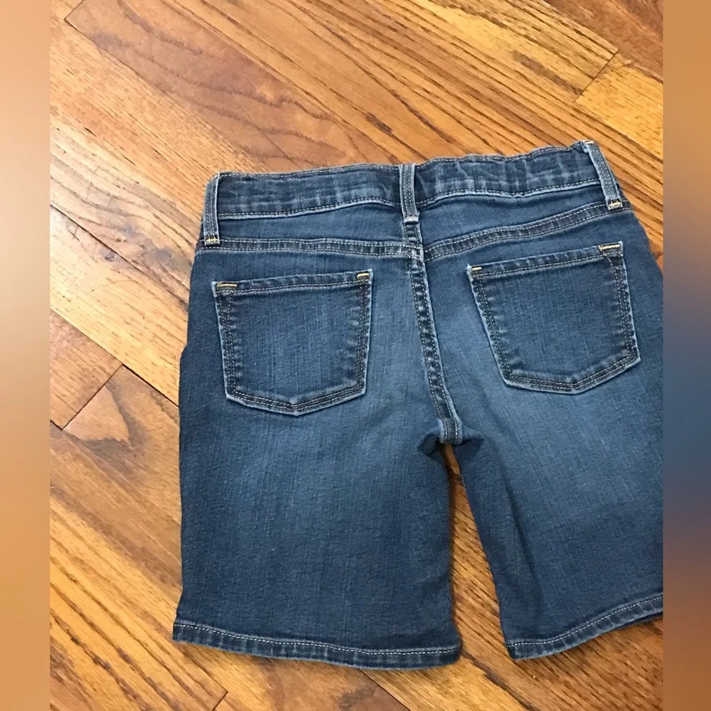 Old Navy Denim Blue Jean Shorts School Uniform Bottoms Size Small 6 / 7 Regular
